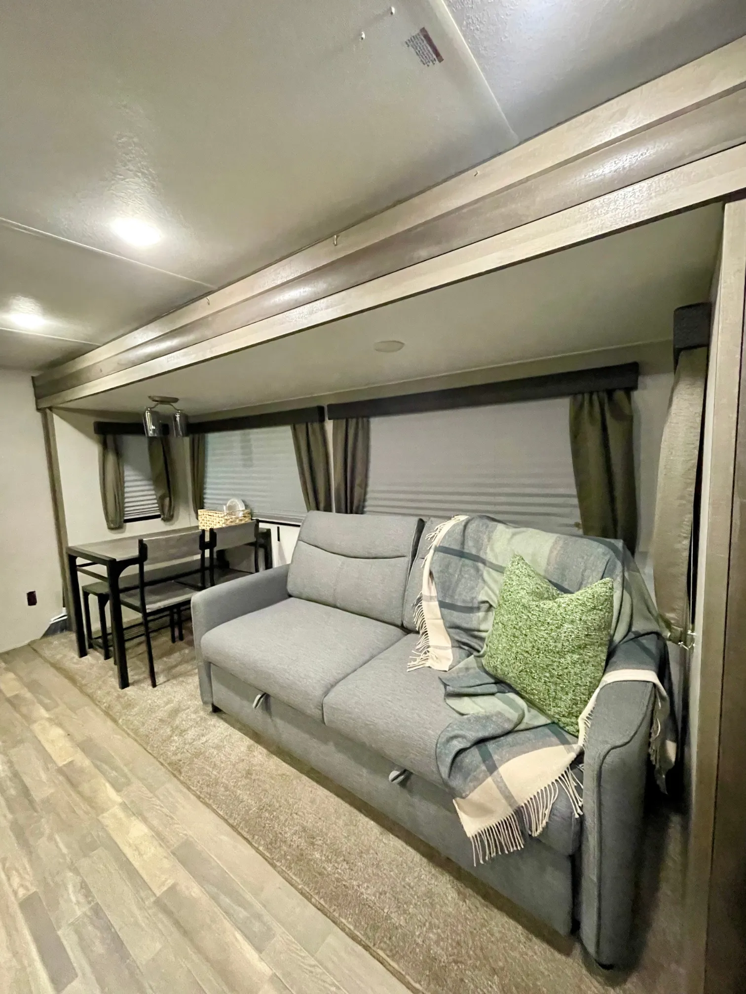 2020 Vibe 33 BH (4)